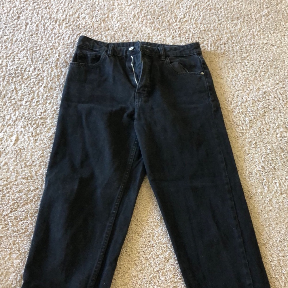 Zara straight leg / black / size 6 / never worn